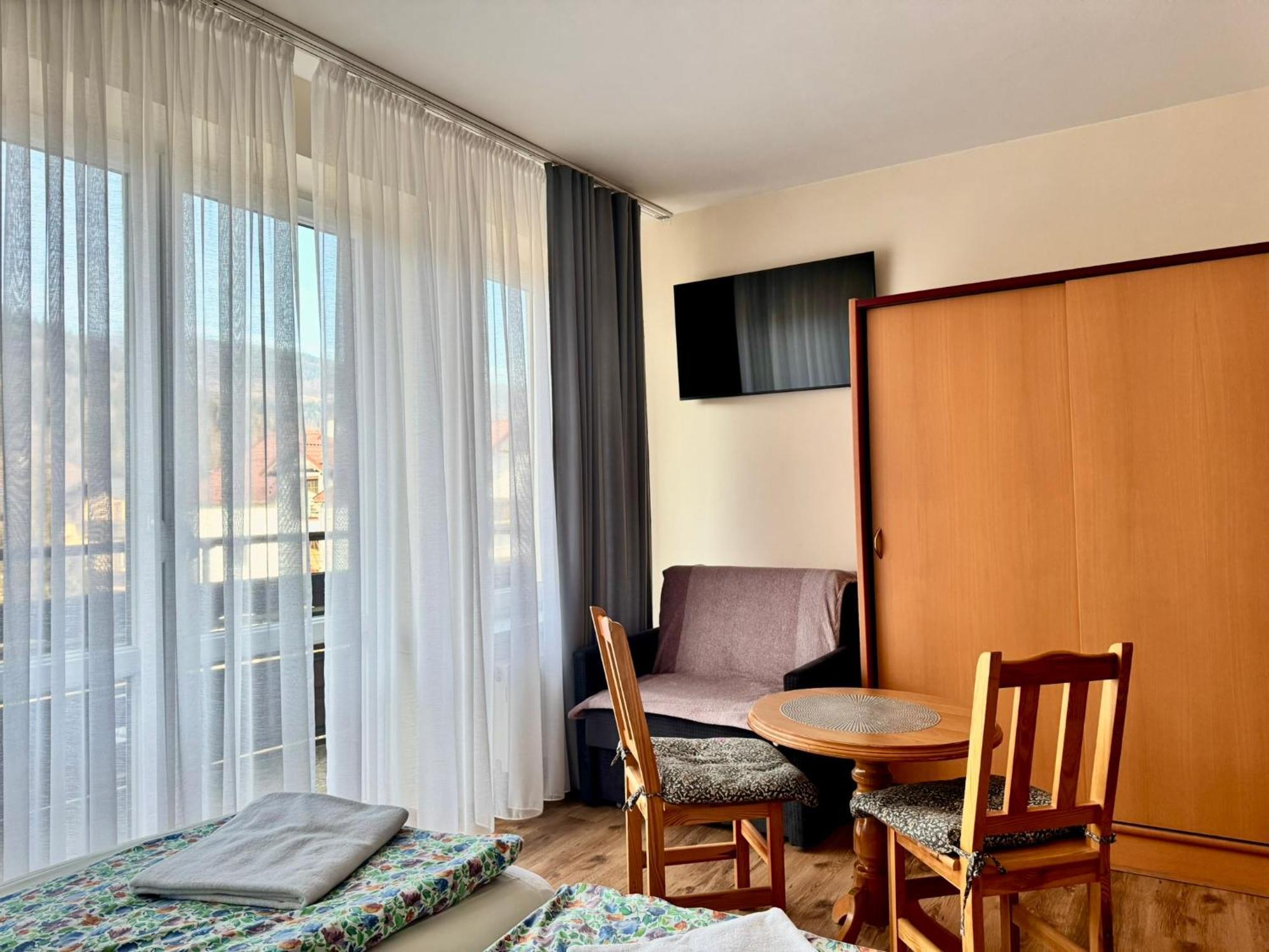 Pokój Dwuosobowy z balkonem